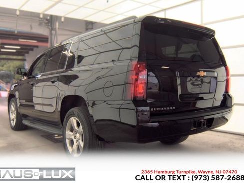 Used 2018 Chevrolet Suburban LT AWD/4WD image 7