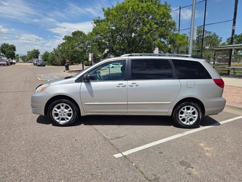 Used 2005 Toyota Sienna LE AWD/4WD image 5