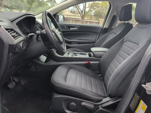 Used 2022 Ford Edge SE w/ Black Appearance Package image 19