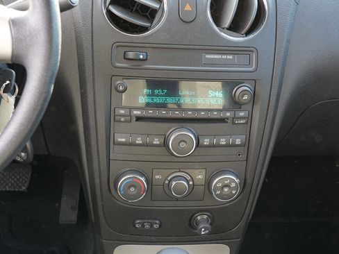 Used 2008 Chevrolet HHR LT image 22