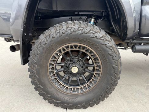 Used 2022 Toyota Tacoma SR5 image 14