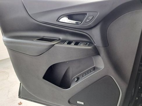 Used 2019 Chevrolet Equinox Premier FWD image 21