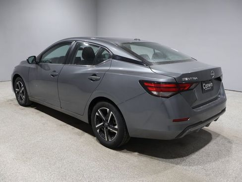 Used 2024 Nissan Sentra SV image 4