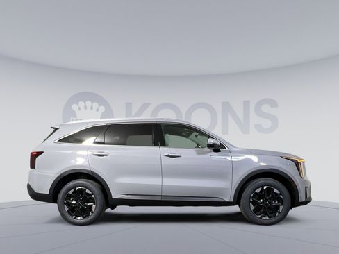 New 2026 Kia Sorento S image 7
