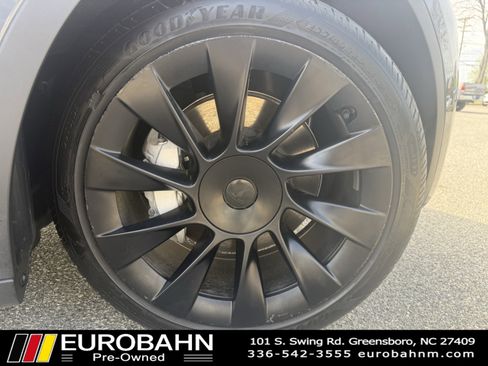 Used 2023 Tesla Model Y Long Range image 30
