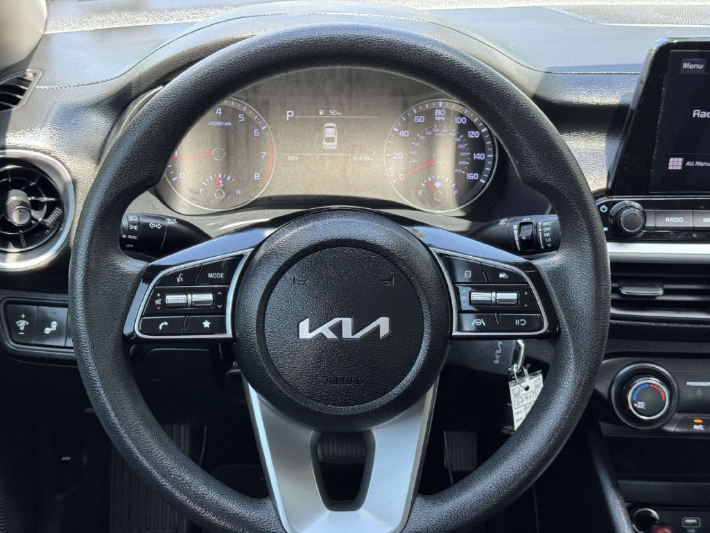 Used 2024 Kia Forte LXS w/ LXS Technology Package FWD image 11