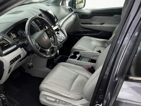 Used 2019 Honda Odyssey EX-L image 2