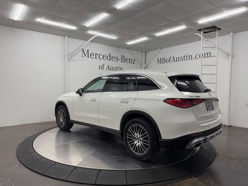 Used 2026 Mercedes-Benz GLC 300 image 5