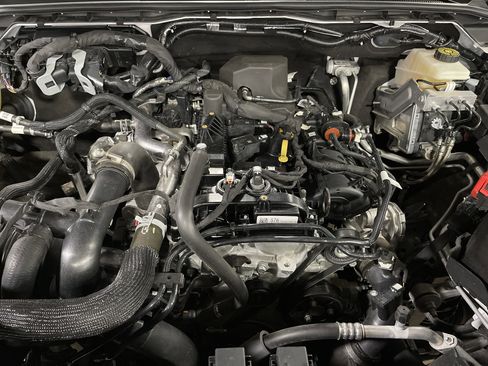 Used 2024 Ford Ranger Lariat w/ Advanced Towing Package image 17