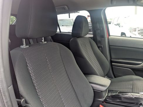 Used 2024 Mitsubishi Eclipse Cross LE AWD/4WD image 27