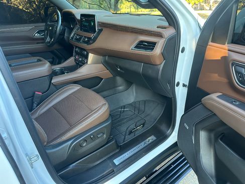 Used 2022 Chevrolet Tahoe High Country image 34