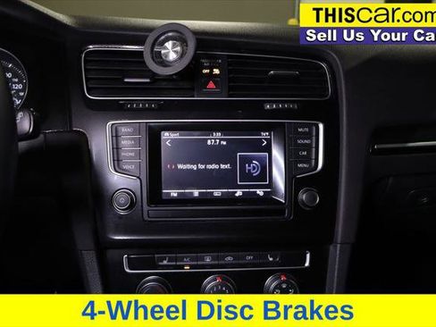 Used 2015 Volkswagen GTI SE image 14