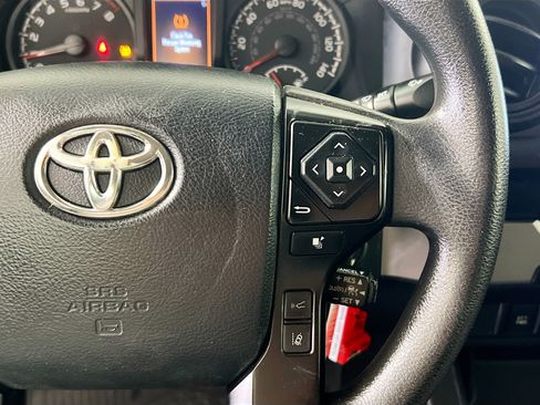 Used 2023 Toyota Tacoma SR w/ SR Convenience Package RWD image 18