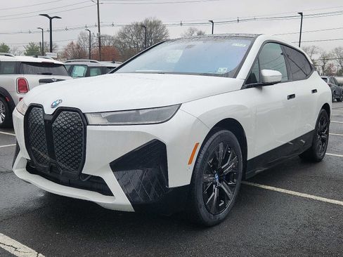 Certified 2024 BMW iX xDrive50 w/ Premium Package AWD/4WD image 3