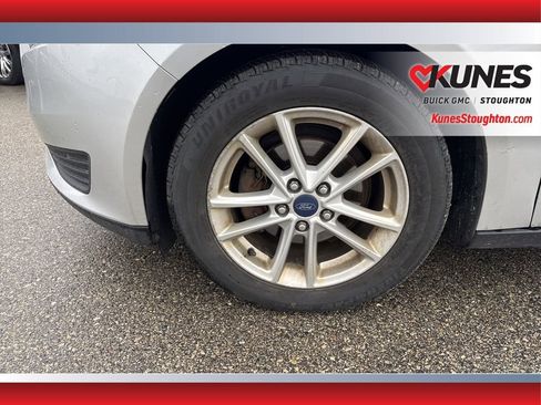 Used 2015 Ford Focus SE image 14