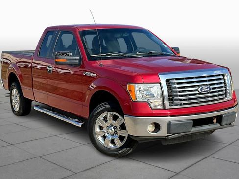 Used 2010 Ford F150 XLT image 2