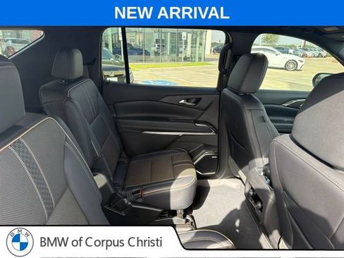 Used 2026 Chevrolet Traverse High Country FWD image 18
