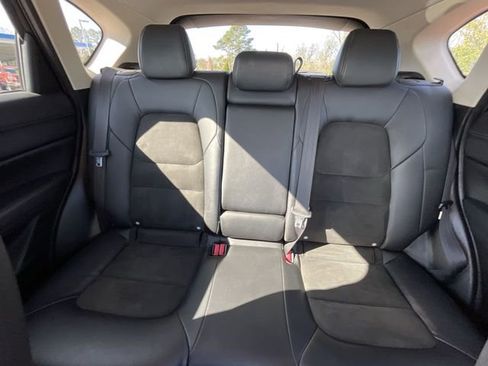 Used 2017 MAZDA CX-5 Touring image 16