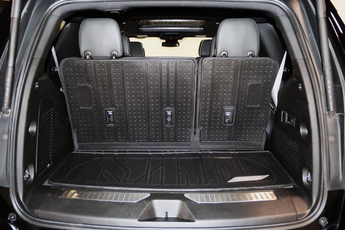 Used 2023 Chevrolet Tahoe Premier AWD/4WD image 68