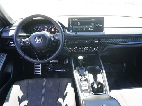 Used 2024 Honda Accord Sport image 19
