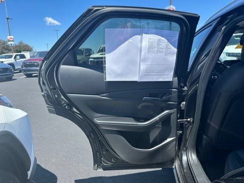 Used 2025 MAZDA CX-30 AWD 2.5 S w/ Preferred Package image 6