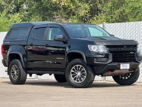Used 2022 Chevrolet Colorado ZR2 AWD/4WD image 2
