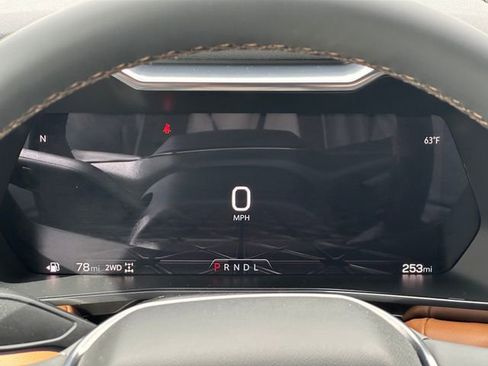 New 2026 GMC Canyon AT4 AWD/4WD image 25