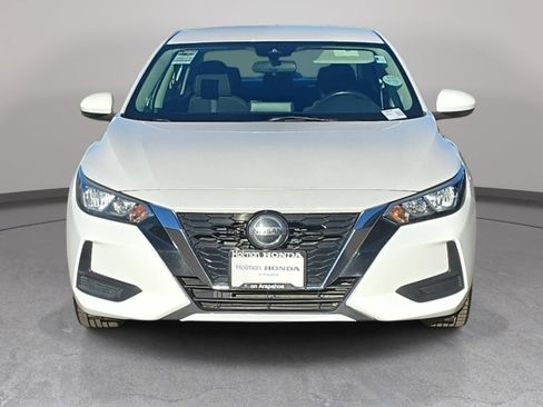 Used 2020 Nissan Sentra SV FWD image 3