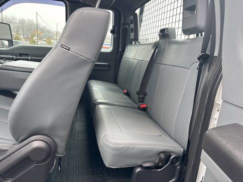 Used 2016 Ford F250 XL w/ Power Equipment Group image 17