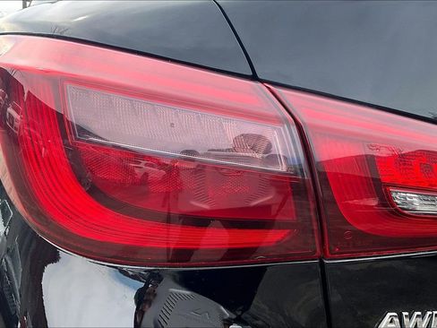 Used 2018 INFINITI Q50 Luxe w/ Essential Package (3.0T Luxe) image 23