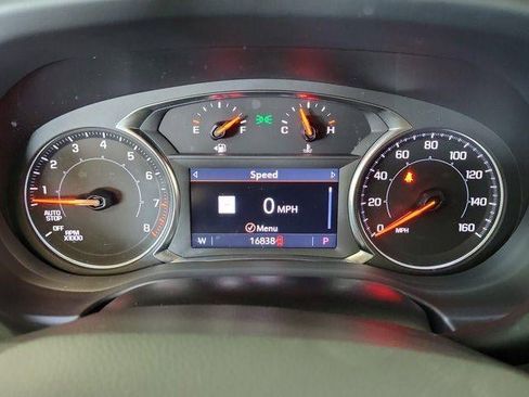 Used 2023 GMC Acadia SLT image 18