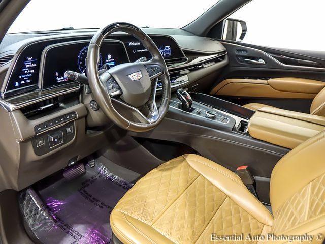Certified 2022 Cadillac Escalade Premium Luxury w/ Performance Package AWD/4WD image 11