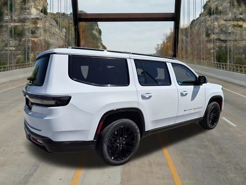 New 2026 Jeep Grand Wagoneer Limited AWD/4WD image 9
