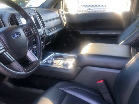 Used 2020 Ford Expedition Max XLT w/ Equipment Group 202A AWD/4WD image 5