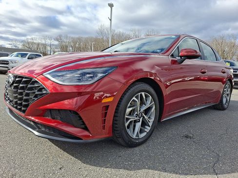 Used 2023 Hyundai Sonata SEL image 3