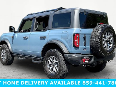 Used 2024 Ford Bronco Badlands AWD/4WD image 4