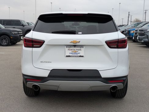 Certified 2024 Chevrolet Blazer LT w/ Driver Confidence Package image 4