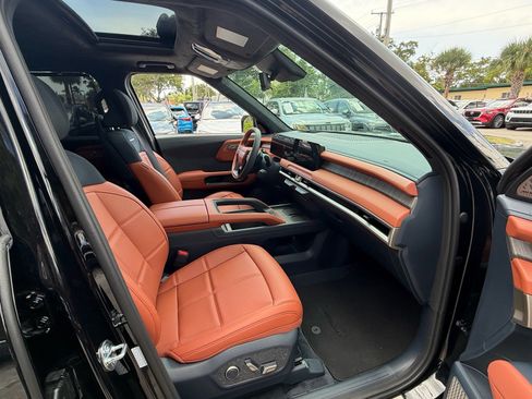 Used 2027 Kia Telluride SX Prestige w/ Towing Package AWD/4WD image 18