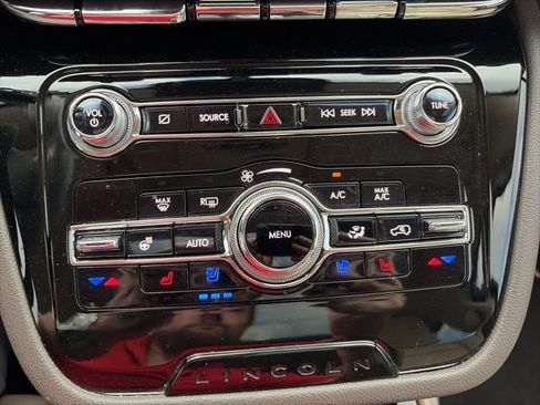 Certified 2022 Lincoln Corsair Reserve w/ Equipment Group 201A image 21