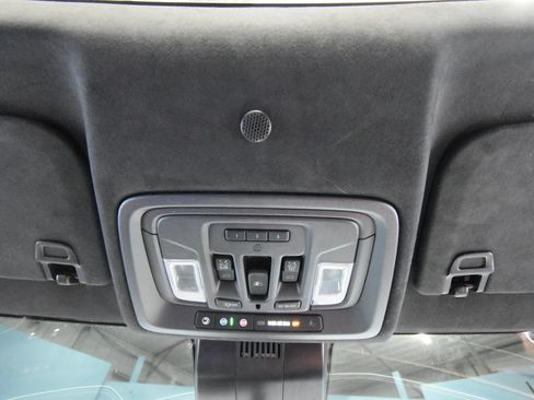 Used 2024 GMC Sierra 2500 Denali Ultimate AWD/4WD image 23