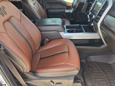 Used 2021 Ford F450 King Ranch w/ King Ranch Ultimate Package image 17