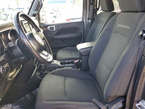 Used 2021 Jeep Wrangler Unlimited Sahara image 17