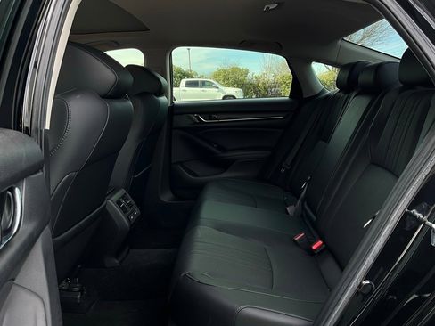 Used 2021 Honda Accord EX-L image 12