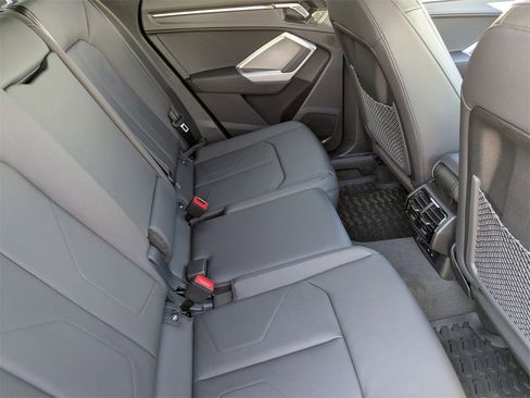 New 2025 Audi Q3 2.0T Premium image 35