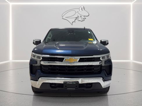 Used 2022 Chevrolet Silverado 1500 LT w/ Safety Package AWD/4WD image 8
