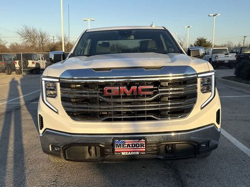 Used 2025 GMC Sierra 1500 SLT image 7