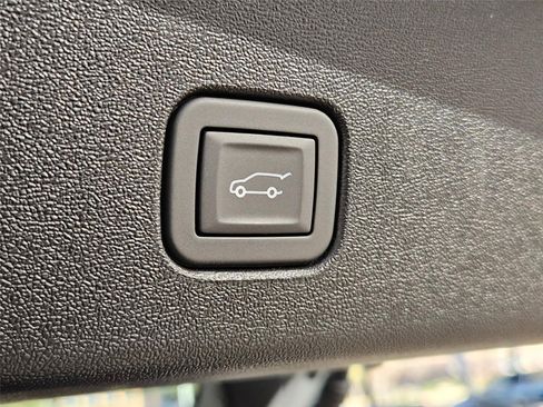 New 2026 Cadillac Optiq Sport 1 w/ LPO, Floor Liner Package image 30