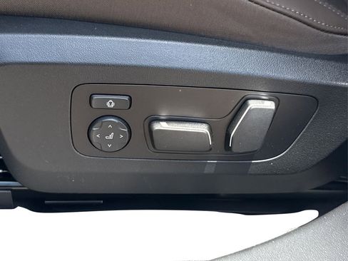 Used 2025 BMW X3 xDrive30i w/ Convenience Package image 25