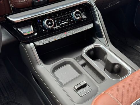 New 2026 GMC Sierra 2500 Denali Ultimate AWD/4WD image 21