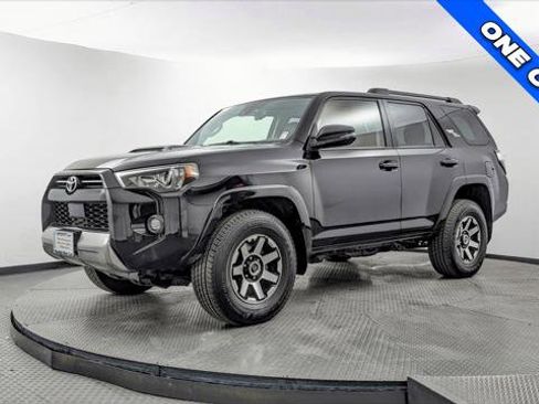 Used 2023 Toyota 4Runner TRD Off-Road Premium w/ Moonroof Package image 2